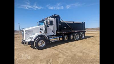 2023 Kenworth T800 Truck