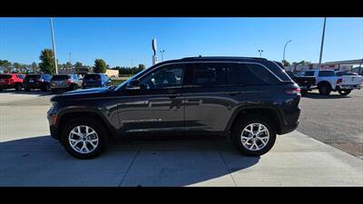 2023 Jeep Grand Cherokee Limited   - Photo 2 - Spring Valley, MN 55975