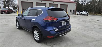 2019 Nissan Rogue SV   - Photo 7 - Spring Valley, MN 55975