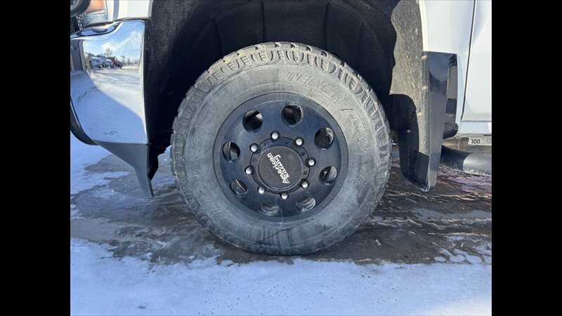 2019 Chevrolet Silverado 3500HD CC Work Truck - Photo 20 - Spring Valley, MN 55975