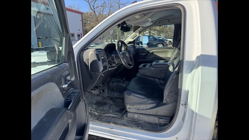 2019 Chevrolet Silverado 3500HD CC Work Truck - Photo 6 - Spring Valley, MN 55975