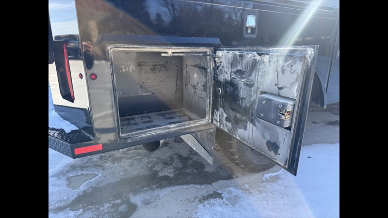 2019 Chevrolet Silverado 3500HD CC Work Truck - Photo 17 - Spring Valley, MN 55975