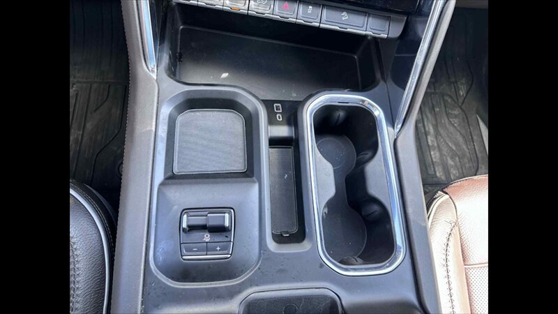 2024 GMC Sierra 3500 DENALI - Photo 20 - Spring Valley, MN 55975