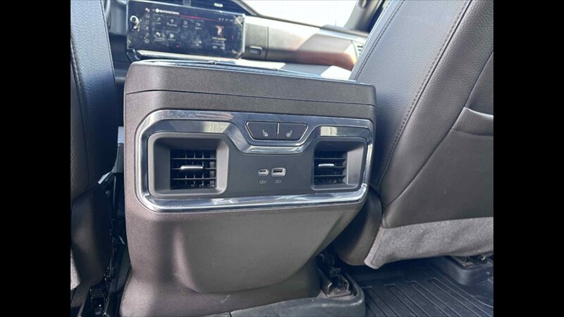 2024 GMC Sierra 3500 DENALI - Photo 24 - Spring Valley, MN 55975