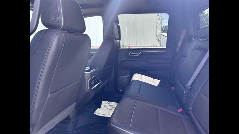 2024 GMC Sierra 3500 DENALI - Photo 12 - Spring Valley, MN 55975