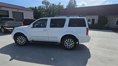 2012 Nissan Pathfinder LE   - Photo 7 - Spring Valley, MN 55975