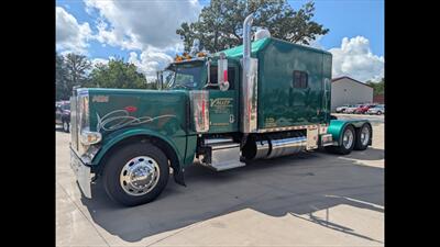 2014 PETERBILT 389