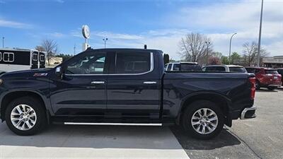 2022 Chevrolet Silverado 1500 Limited LTZ   - Photo 2 - Spring Valley, MN 55975