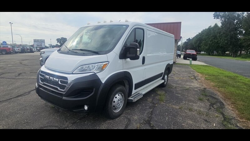 2023 RAM ProMaster 2500 136 WB - Photo 5 - Spring Valley, MN 55975