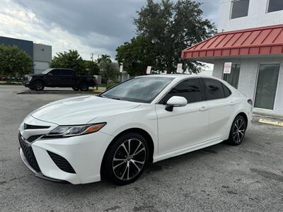 2018 Toyota Camry SE   - Photo 6 - Miami, FL 33155