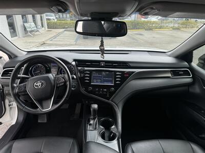 2018 Toyota Camry SE   - Photo 23 - Miami, FL 33155