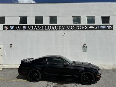 2005 Ford Mustang GT Deluxe   - Photo 1 - Miami, FL 33155