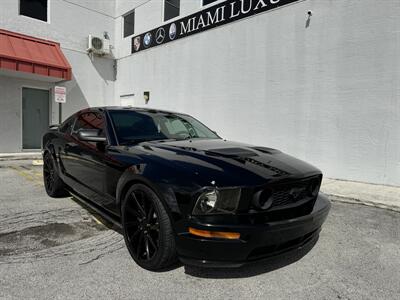 2005 Ford Mustang GT Deluxe   - Photo 4 - Miami, FL 33155