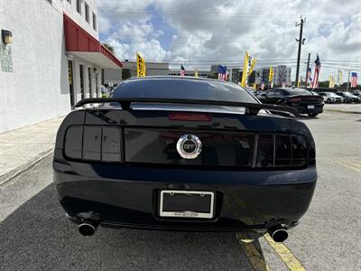 2005 Ford Mustang GT Deluxe   - Photo 10 - Miami, FL 33155