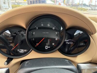 2014 Porsche Cayman   - Photo 22 - Miami, FL 33155