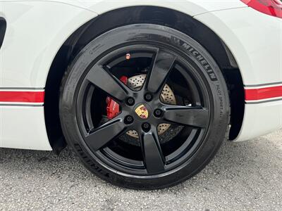 2014 Porsche Cayman   - Photo 27 - Miami, FL 33155