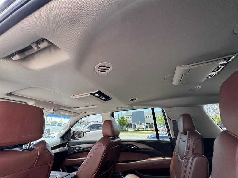 2015 Cadillac Escalade ESV Premium photo