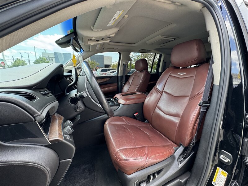 2015 Cadillac Escalade ESV Premium photo