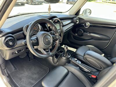 2021 MINI Hardtop 4 Door Cooper S   - Photo 19 - Miami, FL 33155