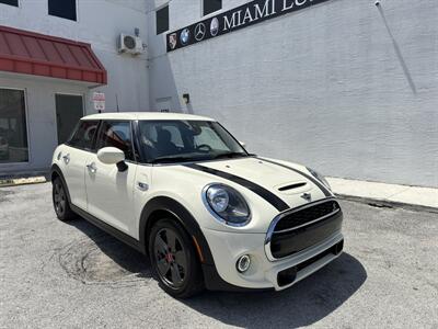 2021 MINI Hardtop 4 Door Cooper S   - Photo 3 - Miami, FL 33155