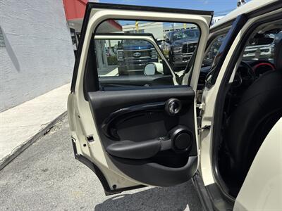 2021 MINI Hardtop 4 Door Cooper S   - Photo 23 - Miami, FL 33155