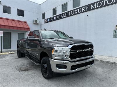 2022 RAM 3500 Big Horn   - Photo 4 - Miami, FL 33155