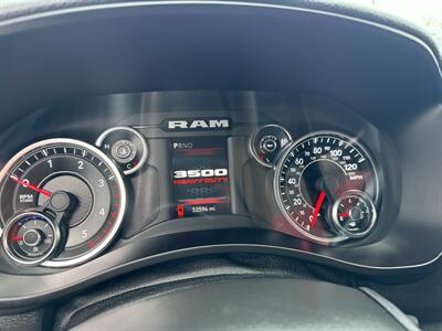 2022 RAM 3500 Big Horn   - Photo 21 - Miami, FL 33155