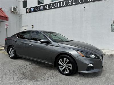 2022 Nissan Altima 2.5 S   - Photo 2 - Miami, FL 33155