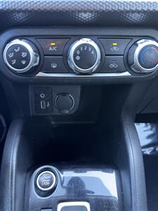 2020 Nissan Kicks S   - Photo 27 - Fullerton, CA 92833
