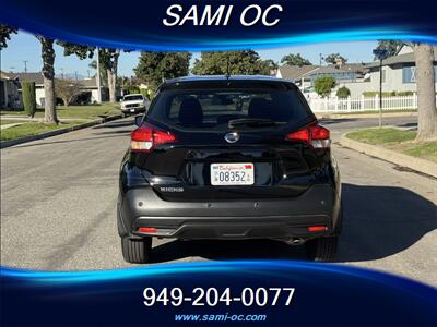 2020 Nissan Kicks S   - Photo 10 - Fullerton, CA 92833