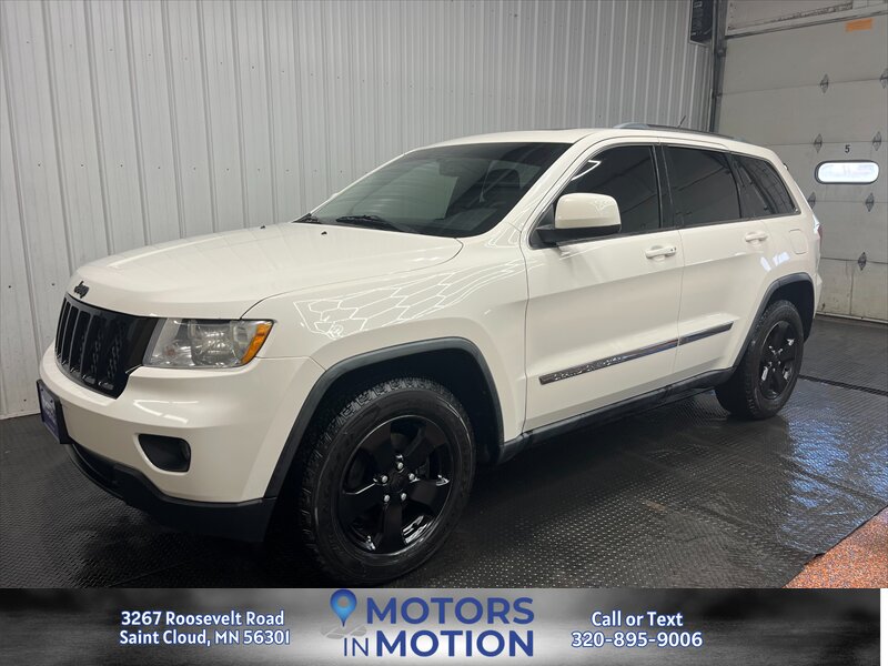 2012 Jeep Grand Cherokee Laredo 4WD w/Sunroof  