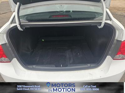 2016 Chevrolet Cruze Limited LT Auto   - Photo 14 - Saint Cloud, MN 56301
