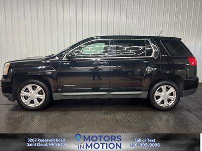 2017 GMC Terrain SLE AWD   - Photo 2 - Saint Cloud, MN 56301