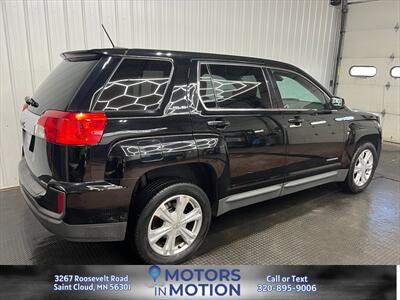 2017 GMC Terrain SLE AWD   - Photo 5 - Saint Cloud, MN 56301