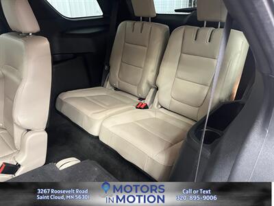 2018 Ford Explorer XLT 4WD w/Sunroof - Photo 16 - Saint Cloud, MN 56301