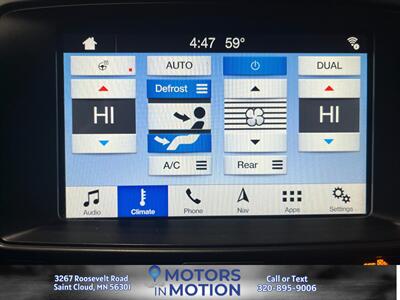 2018 Ford Explorer XLT 4WD w/Sunroof - Photo 13 - Saint Cloud, MN 56301