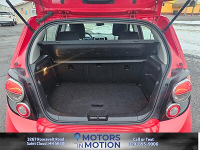 2015 Chevrolet Sonic LT Auto   - Photo 15 - Saint Cloud, MN 56301