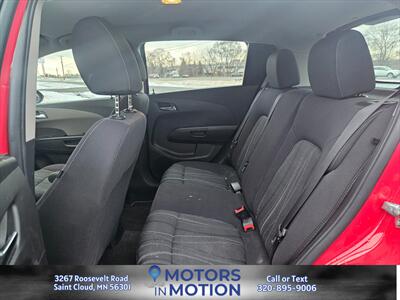 2015 Chevrolet Sonic LT Auto   - Photo 13 - Saint Cloud, MN 56301