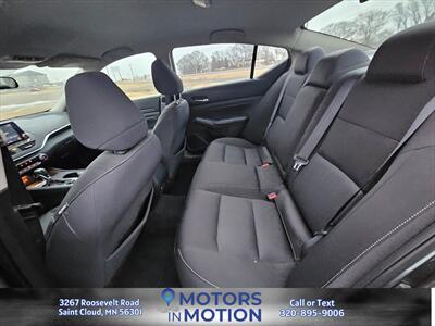 2020 Nissan Altima 2.5 S AWD   - Photo 14 - Saint Cloud, MN 56301