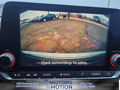 2020 Nissan Altima 2.5 S AWD   - Photo 11 - Saint Cloud, MN 56301