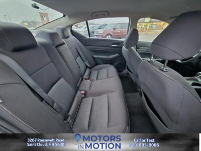 2020 Nissan Altima 2.5 S AWD   - Photo 16 - Saint Cloud, MN 56301