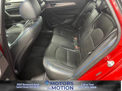 2018 Hyundai SONATA Limited 2.0T - Photo 16 - Saint Cloud, MN 56301