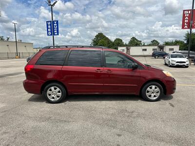 2007 Toyota Sienna CE 7-Passenger - Photo 7 - Houston, TX 77070