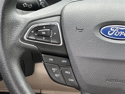2016 Ford Focus SE   - Photo 11 - Houston, TX 77070