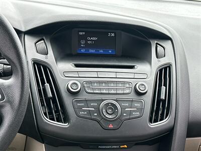2016 Ford Focus SE   - Photo 14 - Houston, TX 77070