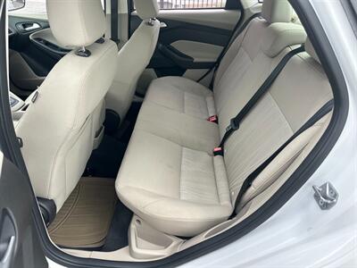 2016 Ford Focus SE   - Photo 19 - Houston, TX 77070