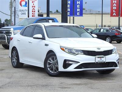 2019 Kia Optima LX   - Photo 2 - Houston, TX 77070