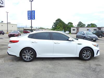 2019 Kia Optima LX   - Photo 8 - Houston, TX 77070