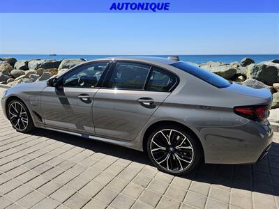 2022 BMW 5 Series 530e   - Photo 5 - Oceanside, CA 92054