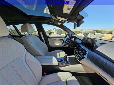 2022 BMW 5 Series 530e   - Photo 62 - Oceanside, CA 92054
